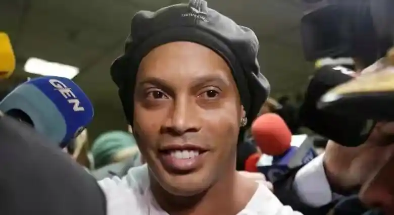 让我们更加 让我们更加