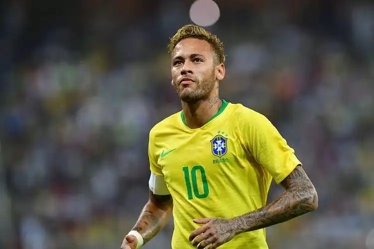 腕受伤短暂 腕受伤短暂